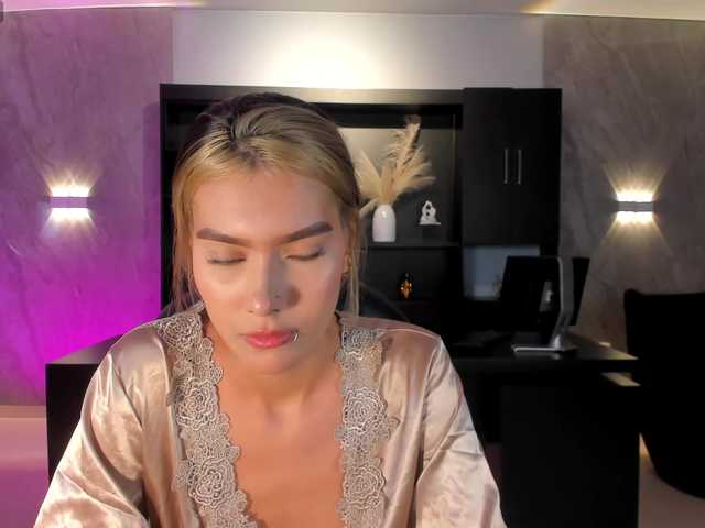NiaSalvatore live cam on BongaCams