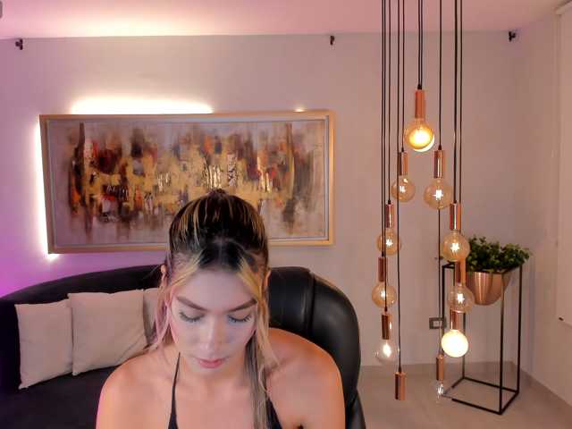 NiaSalvatore live cam on BongaCams