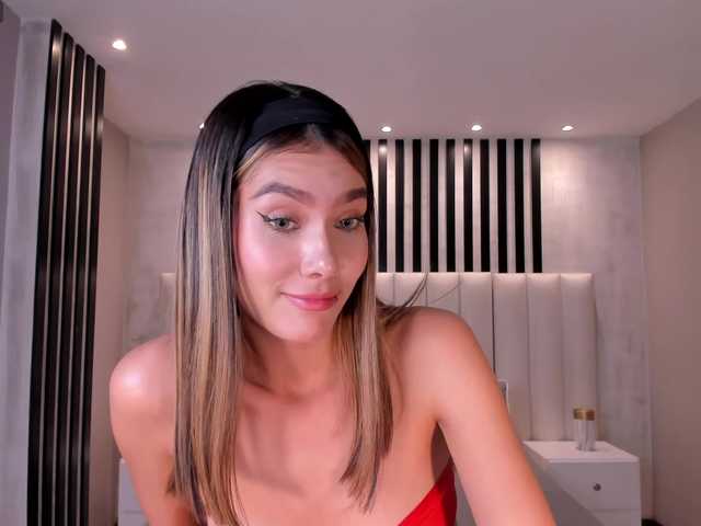 NiaSalvatore live cam on BongaCams