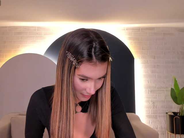 NiaSalvatore live cam on BongaCams