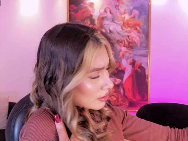NiaSalvatore live cam on BongaCams
