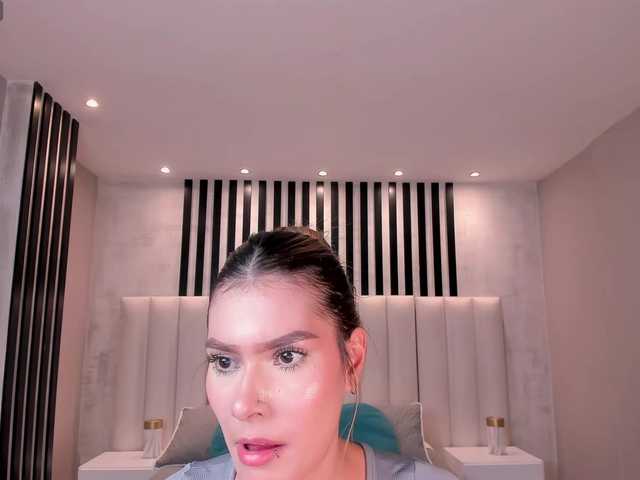 NiaSalvatore live cam on BongaCams