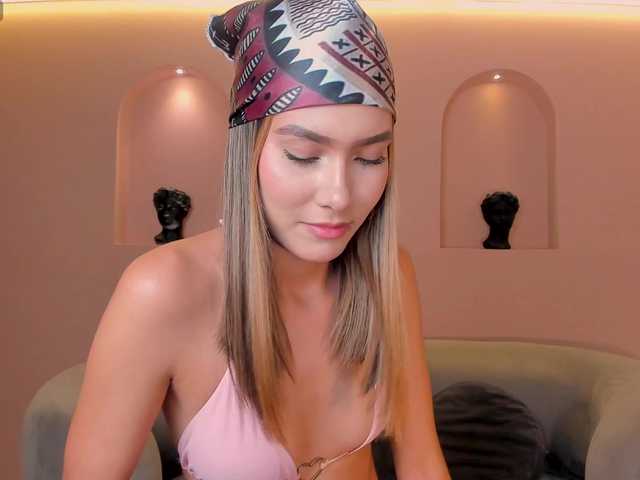 NiaSalvatore live cam on BongaCams