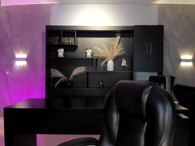 NiaSalvatore live cam on BongaCams