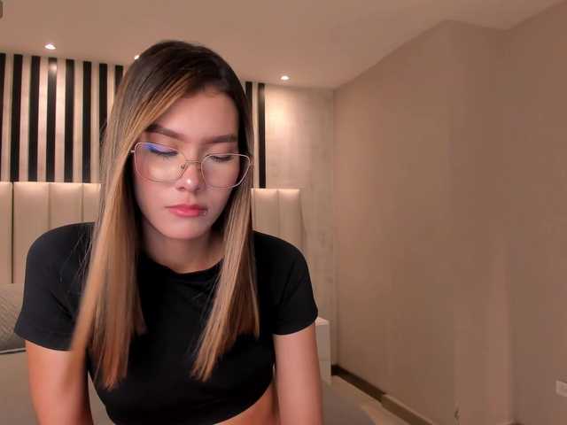 NiaSalvatore live cam on BongaCams
