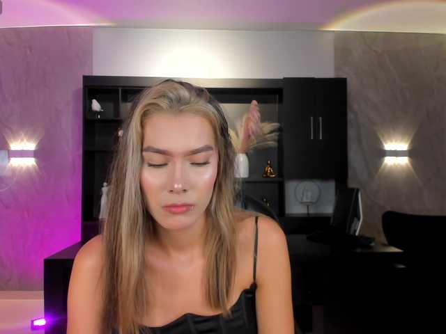 NiaSalvatore live cam on BongaCams