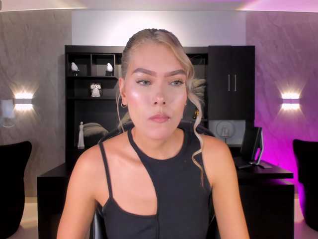 NiaSalvatore live cam on BongaCams