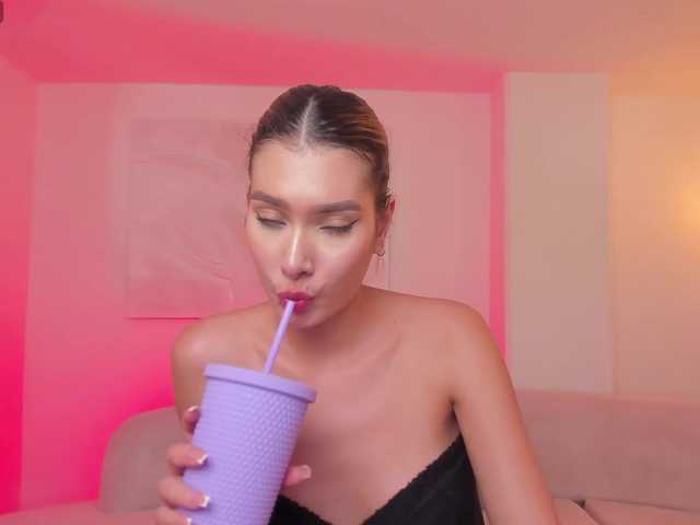 NiaSalvatore live cam on BongaCams