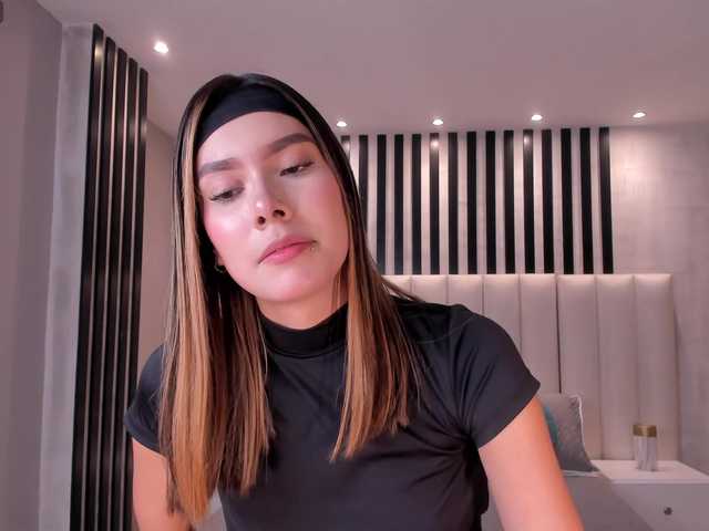 NiaSalvatore live cam on BongaCams