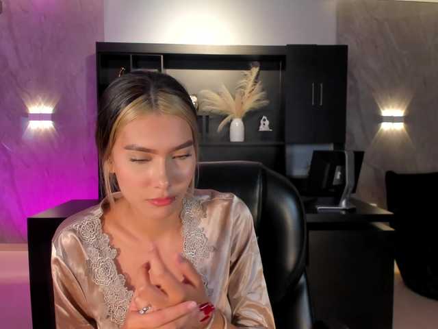 NiaSalvatore live cam on BongaCams