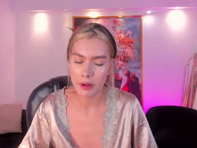 NiaSalvatore live cam on BongaCams
