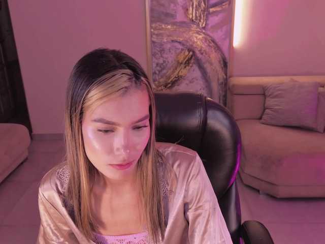 NiaSalvatore live cam on BongaCams