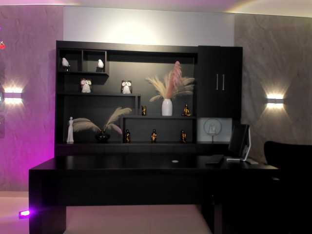 NiaSalvatore live cam on BongaCams