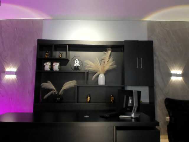 NiaSalvatore live cam on BongaCams