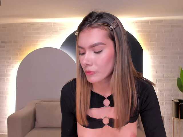 NiaSalvatore live cam on BongaCams