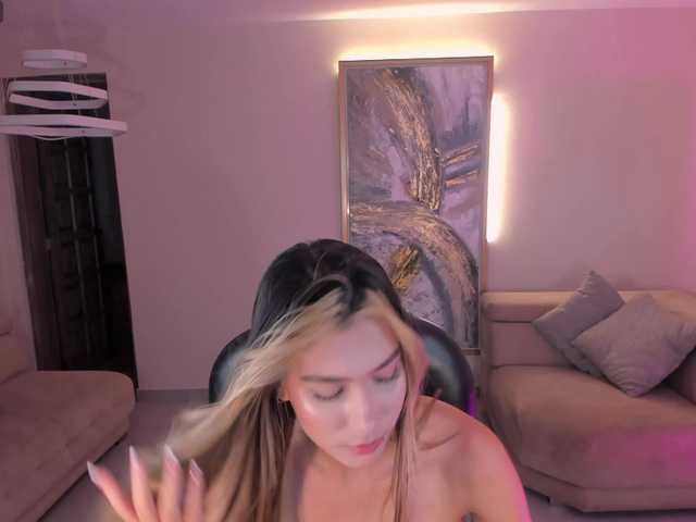 NiaSalvatore live cam on BongaCams