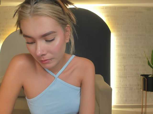 NiaSalvatore live cam on BongaCams