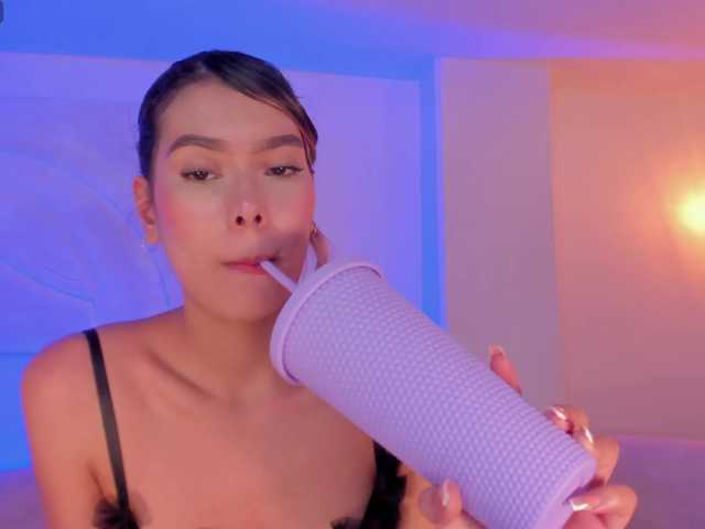 NiaSalvatore live cam on BongaCams