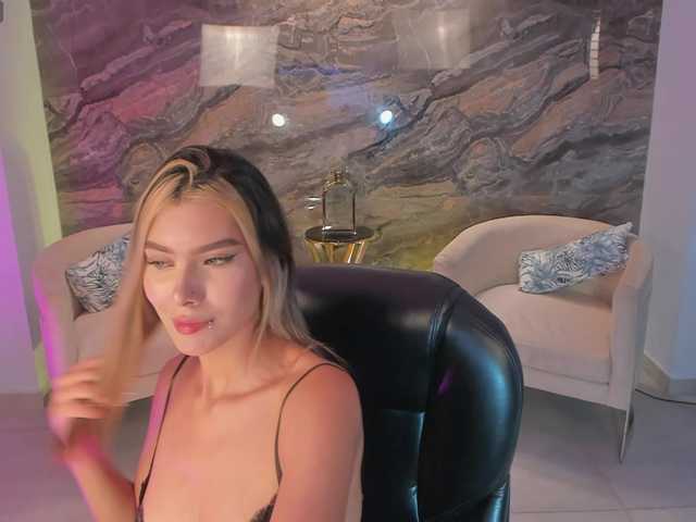 NiaSalvatore live cam on BongaCams