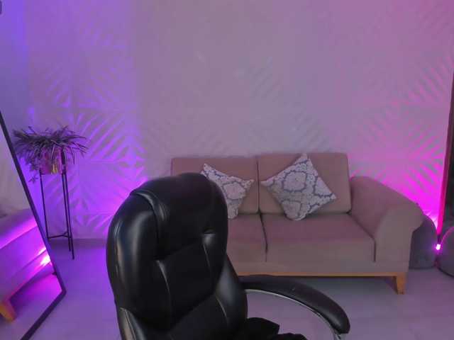 NiaSalvatore live cam on BongaCams
