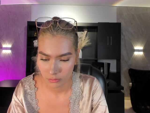 NiaSalvatore live cam on BongaCams