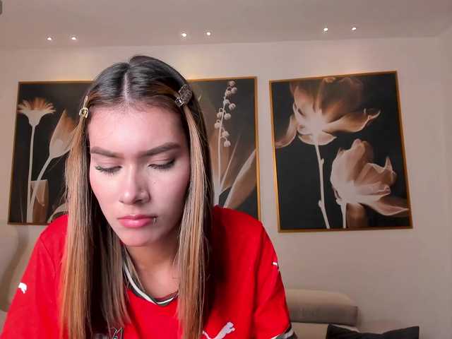NiaSalvatore live cam on BongaCams