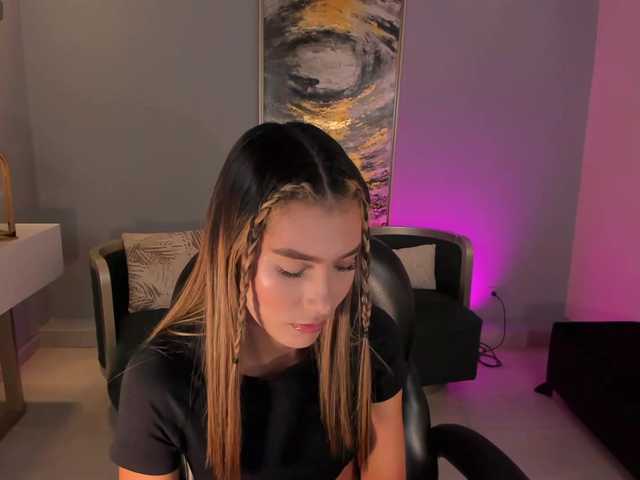 NiaSalvatore live cam on BongaCams