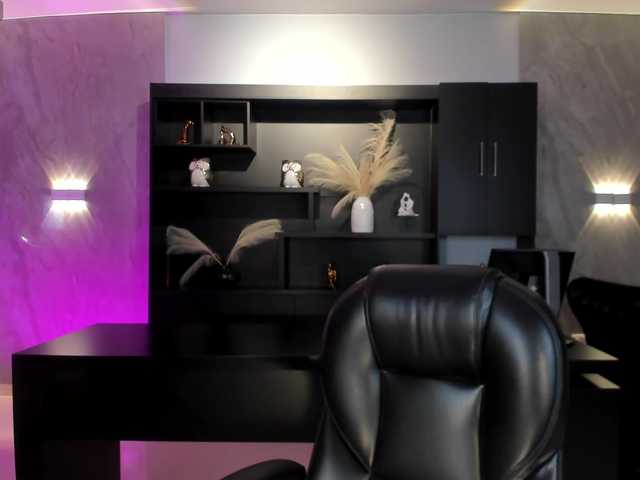 NiaSalvatore live cam on BongaCams