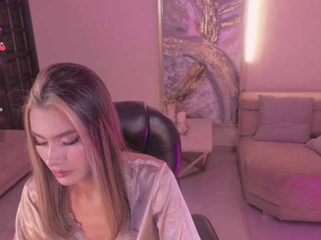 NiaSalvatore live cam on BongaCams
