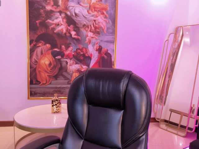 NiaSalvatore live cam on BongaCams