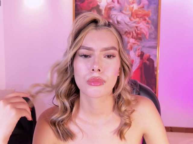 NiaSalvatore live cam on BongaCams