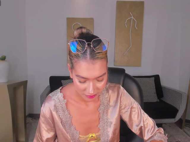 NiaSalvatore live cam on BongaCams