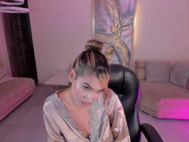 NiaSalvatore live cam on BongaCams