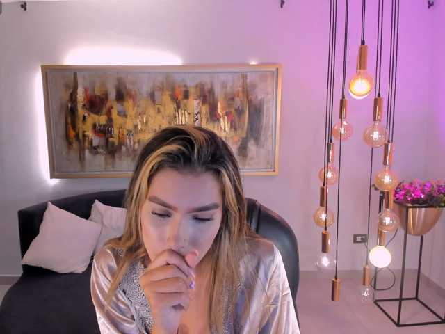 NiaSalvatore live cam on BongaCams