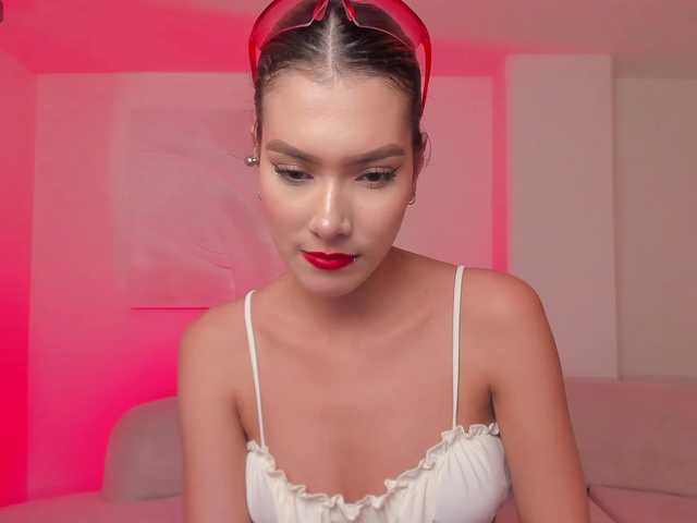 NiaSalvatore live cam on BongaCams