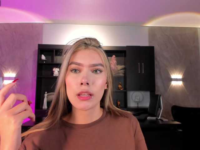 NiaSalvatore live cam on BongaCams