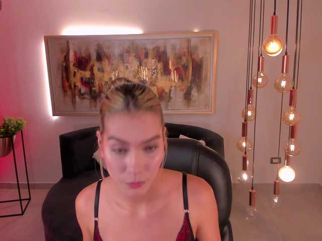 NiaSalvatore live cam on BongaCams