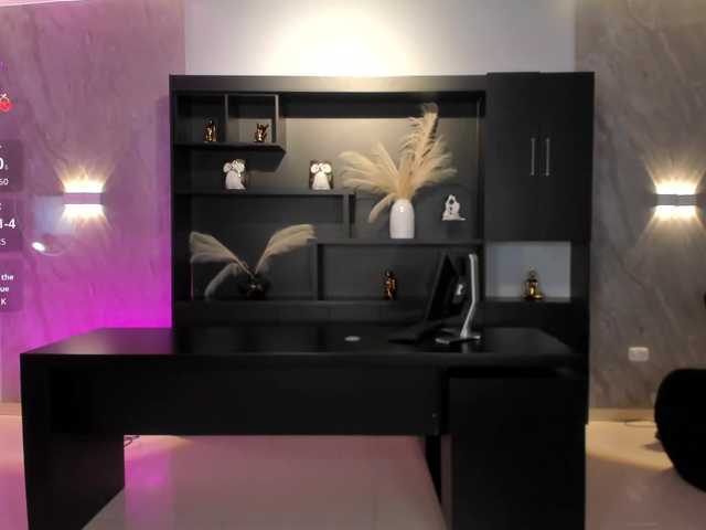 NiaSalvatore live cam on BongaCams