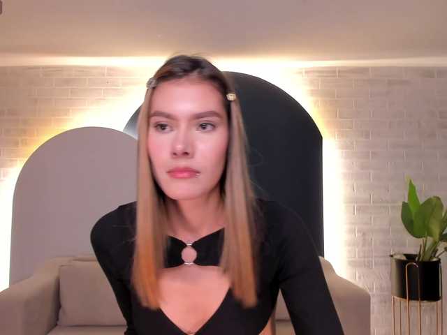 NiaSalvatore live cam on BongaCams