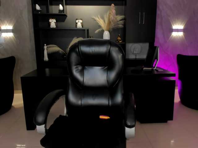 NiaSalvatore live cam on BongaCams