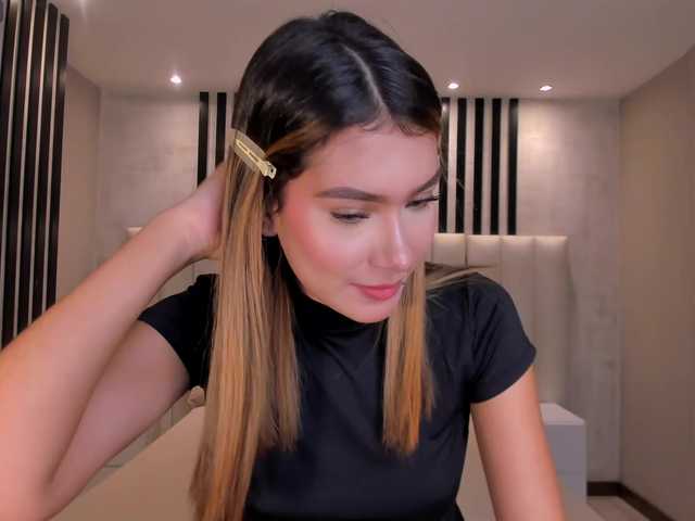 NiaSalvatore live cam on BongaCams