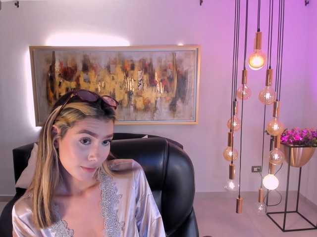 NiaSalvatore live cam on BongaCams