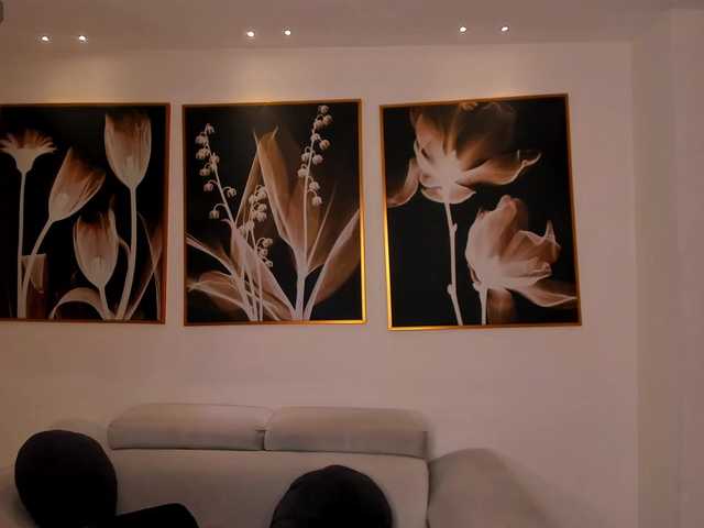 NiaSalvatore live cam on BongaCams