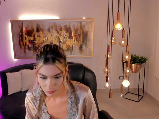 NiaSalvatore live cam on BongaCams