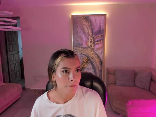 NiaSalvatore live cam on BongaCams