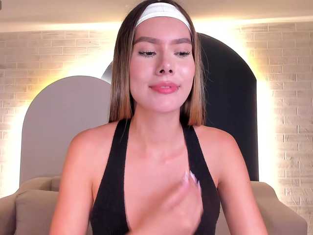NiaSalvatore live cam on BongaCams