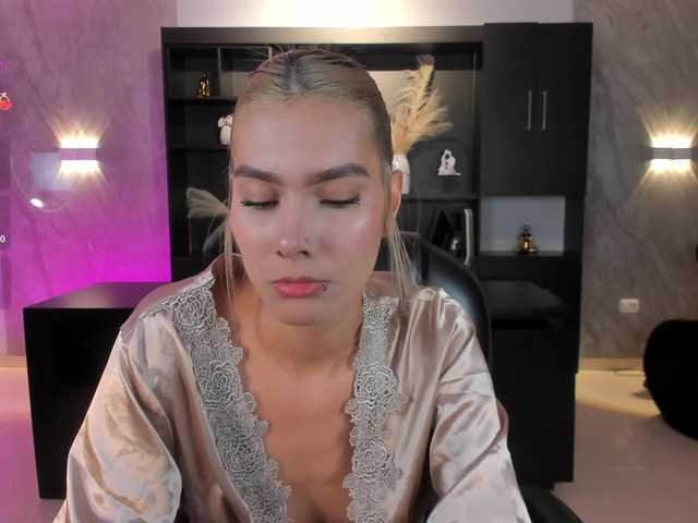 NiaSalvatore live cam on BongaCams