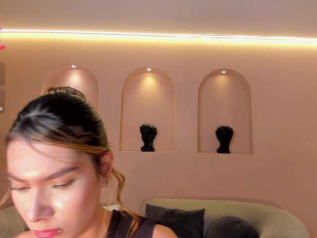 NiaSalvatore live cam on BongaCams