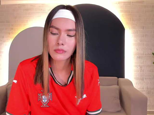 NiaSalvatore live cam on BongaCams