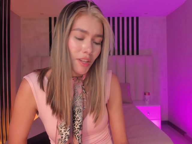 NiaSalvatore live cam on BongaCams